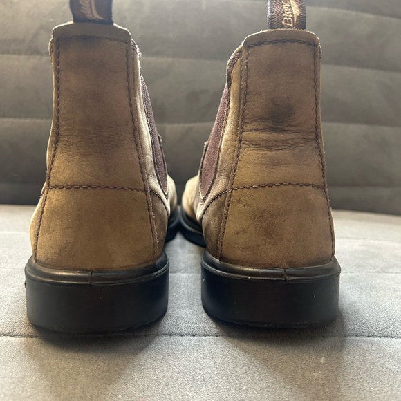 Blundstone Kid’s Size 3 Australian Great Condition Rugged Waterproof - Picture 6 of 8